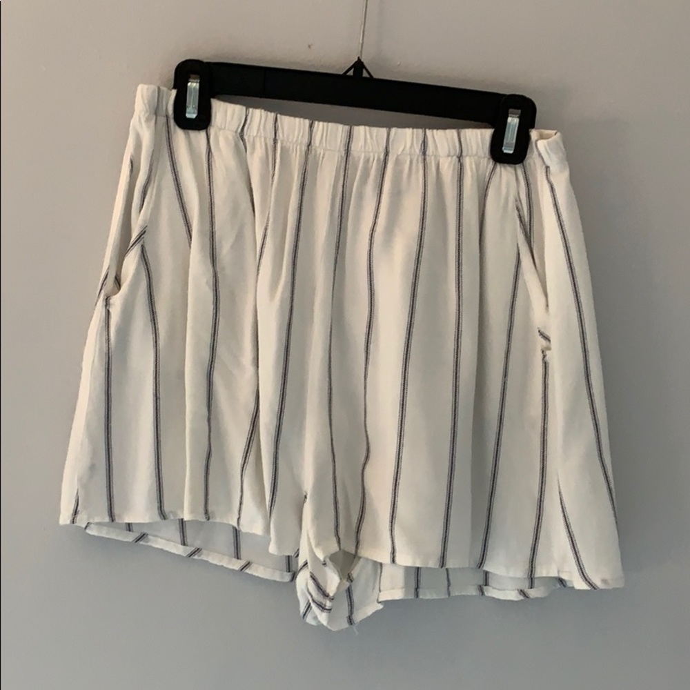 Show Me Your Mumu Shorts